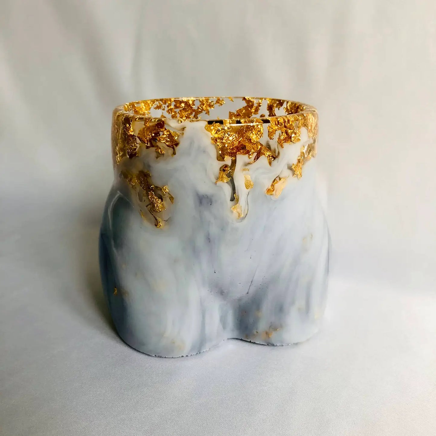 Cheeky planter