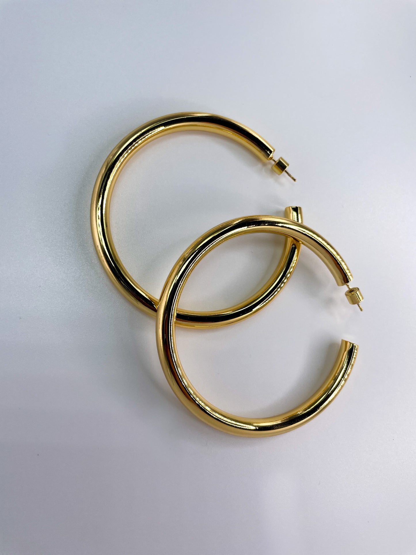 Cica hoops